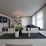 Lejlighed Nice & Cozy 4-rooms In Centrum *