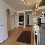 Nice & Cozy 4-rooms In Centrum Stavanger