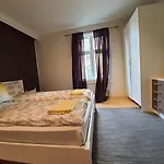 Nice & Cozy 4-rooms In Centrum Lejlighed