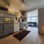 Nice & Cozy 4-rooms In Centrum * Στάβανγκερ