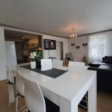 شقة Nice & Cozy 4-rooms In Centrum