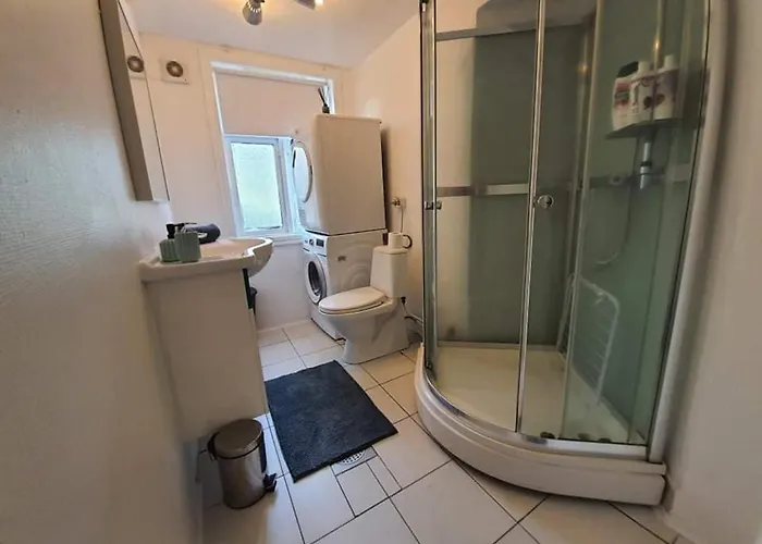 Leilighet Nice & Cozy 4-rooms In Centrum Stavanger